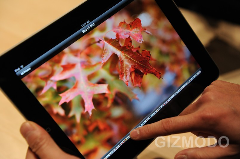 Illustration for article titled Apple iPad Hands On